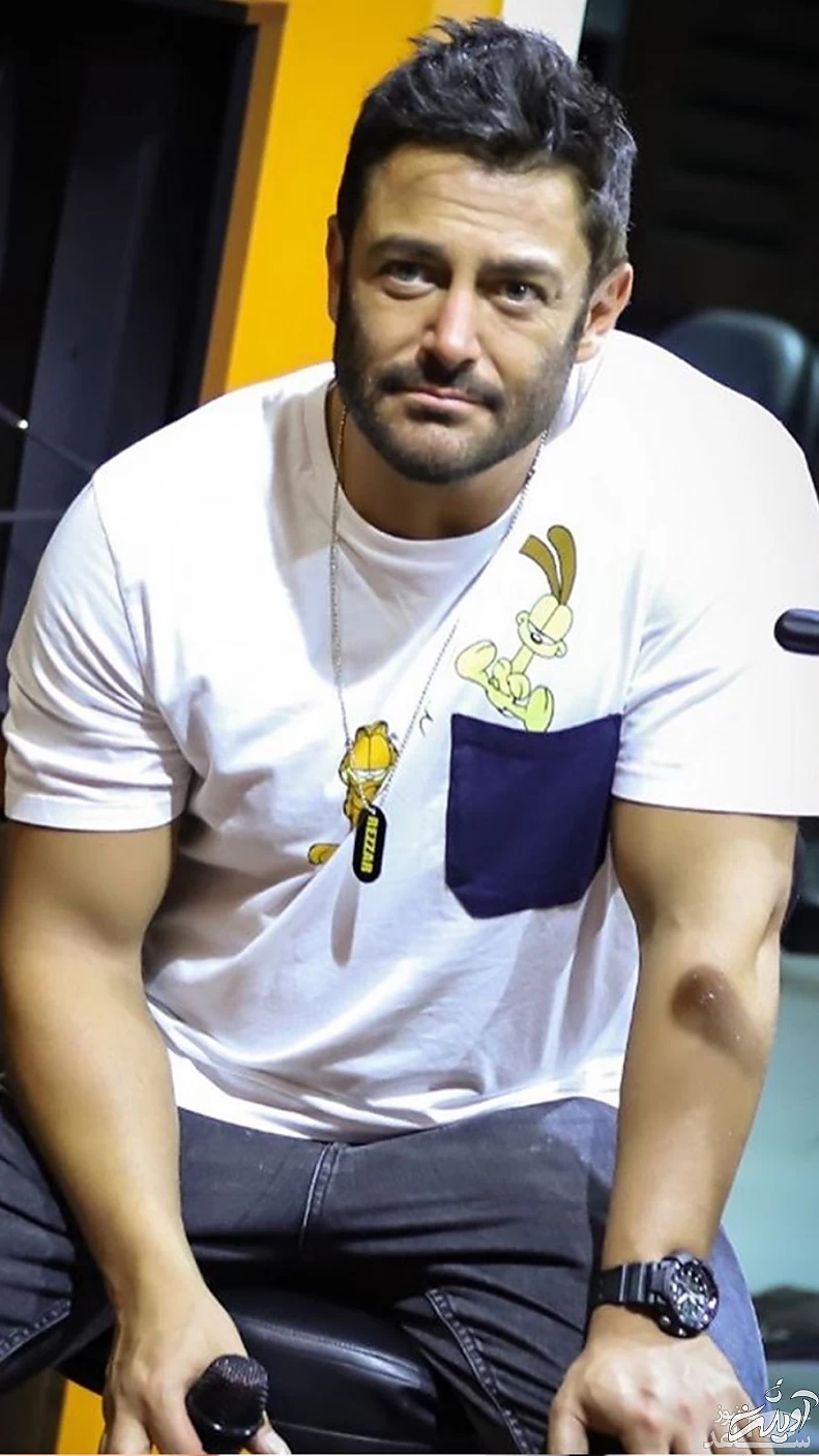 محمدرضا گلزار